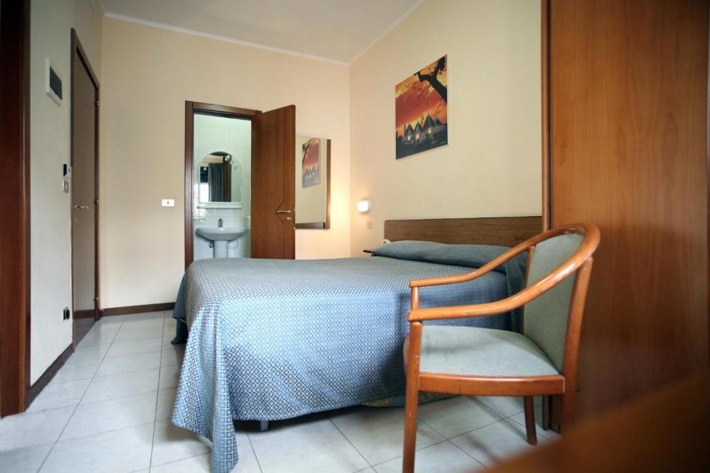 Hotel Cristal Bari Zimmer foto